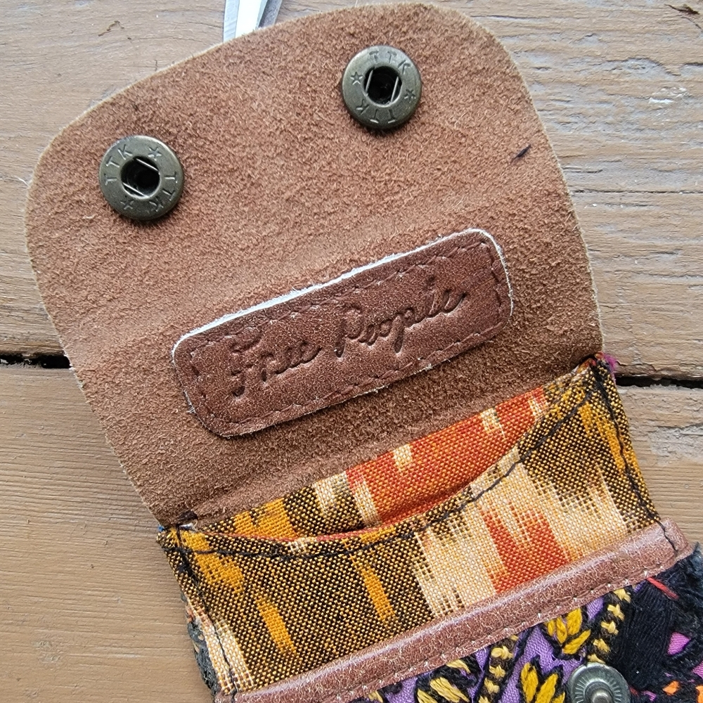 🌋👽 Free People Boho Embroidered Repurposed vtg banjara hippie Wallet card case - Picture 6 of 16